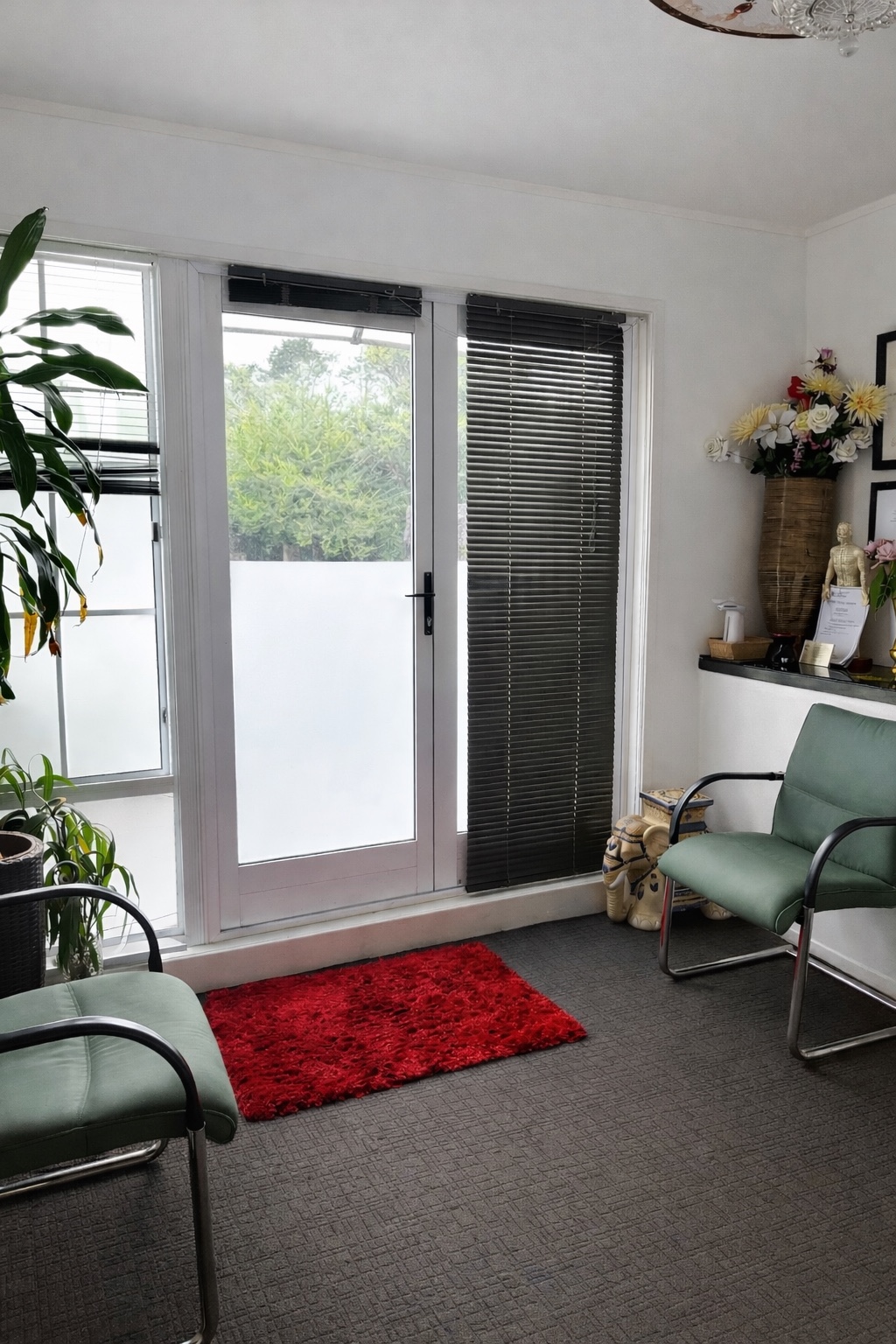 ACUPOINTS waiting room